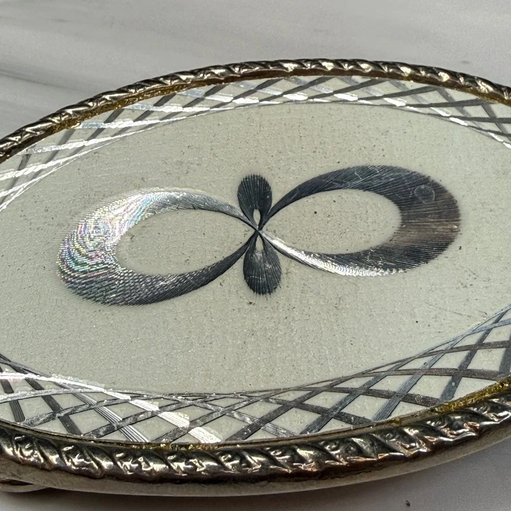 Vintage Silver Tone Infinity Symbol Western Belt Buckle Oval Diamond Cut Border